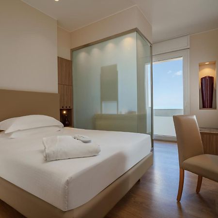 National Hotel Rimini Eksteriør bilde