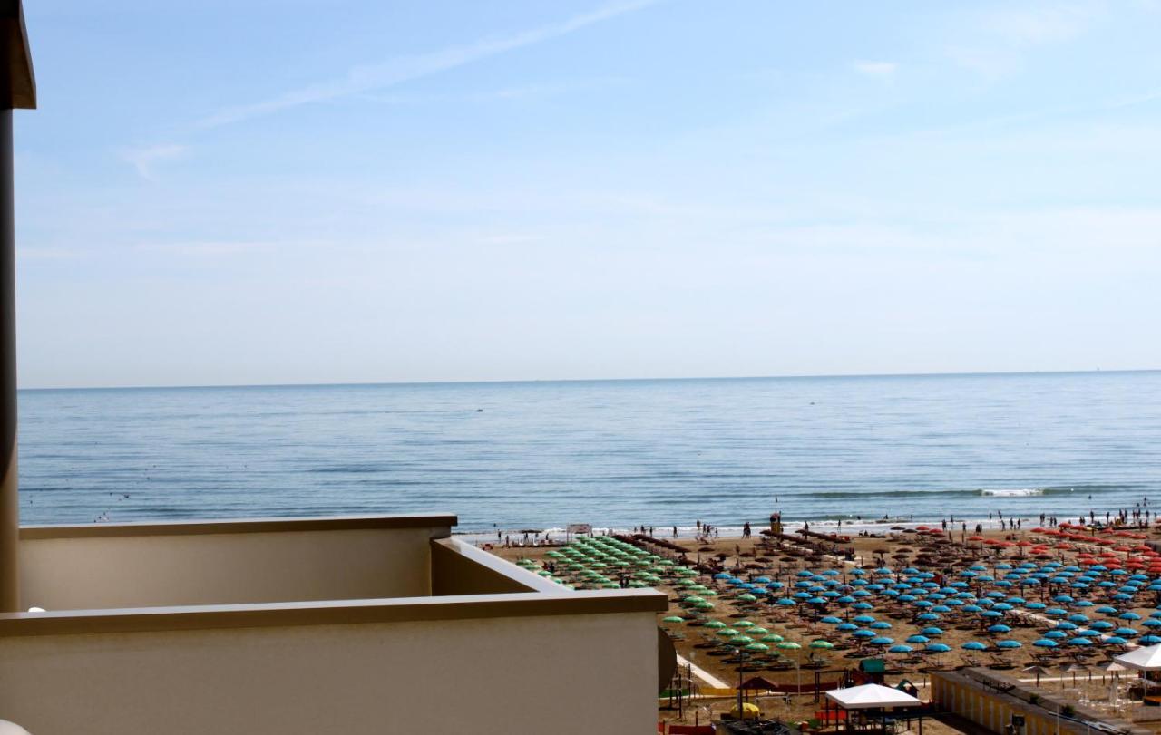 National Hotel Rimini Eksteriør bilde