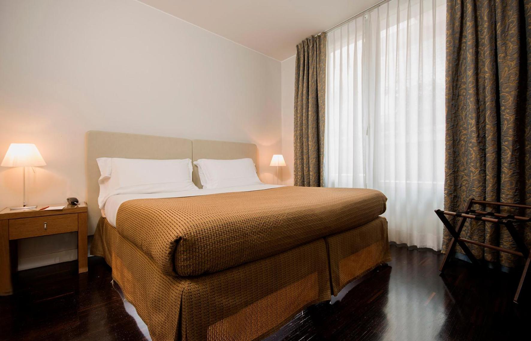 National Hotel Rimini Eksteriør bilde