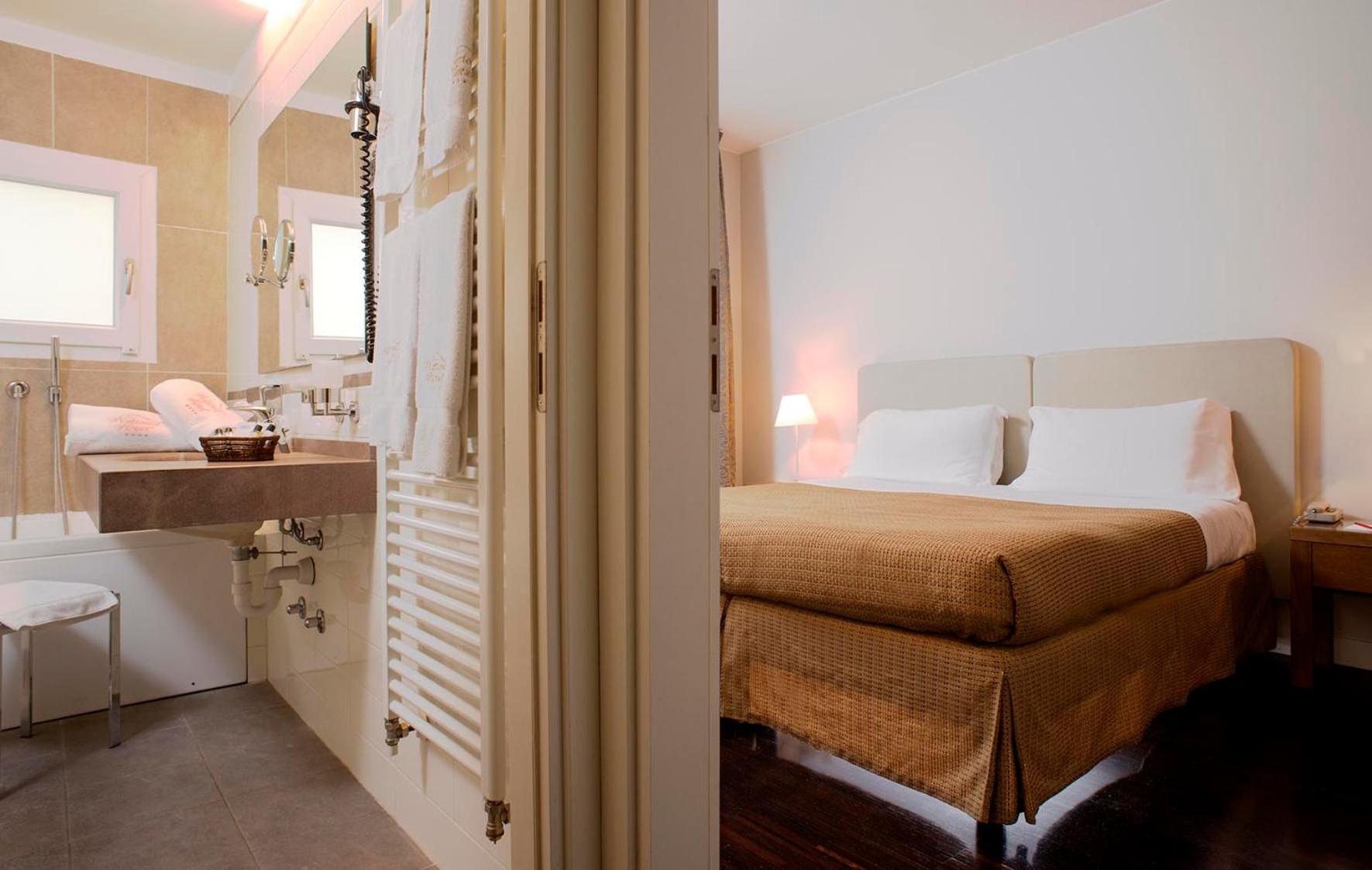 National Hotel Rimini Eksteriør bilde