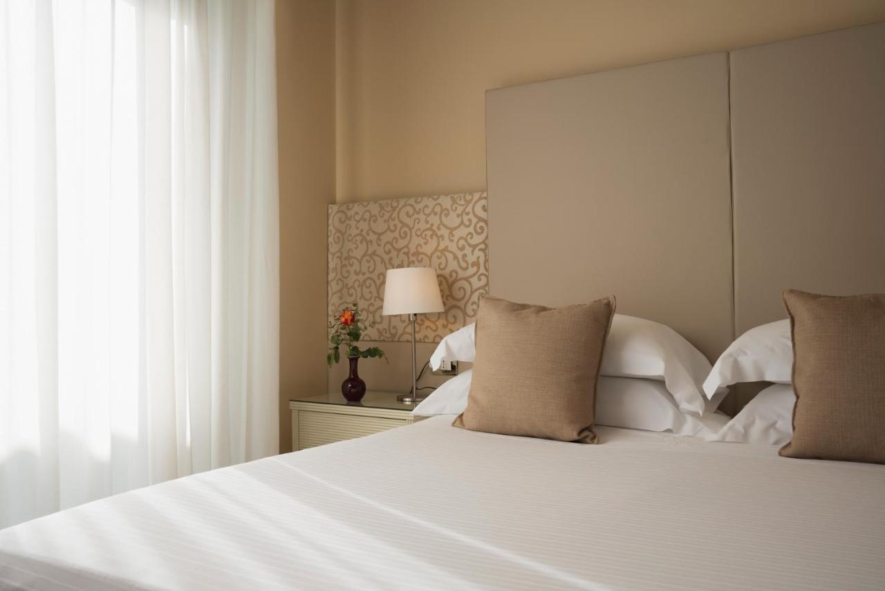 National Hotel Rimini Eksteriør bilde